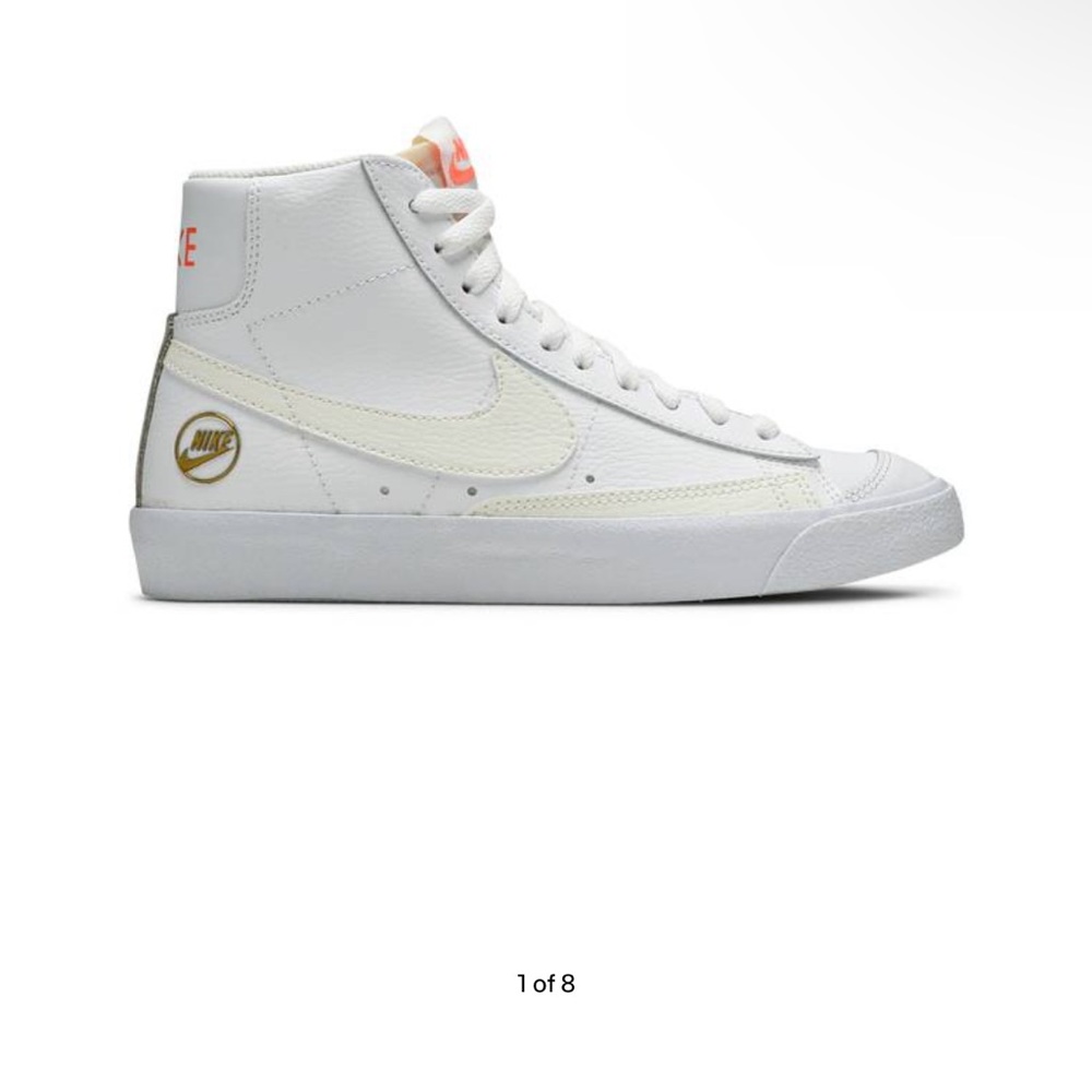 Women’s vintage gold emblem blazers